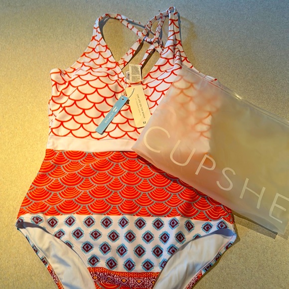 Cupshe one piece bathing suit coral and white. - Picture 2 of 8